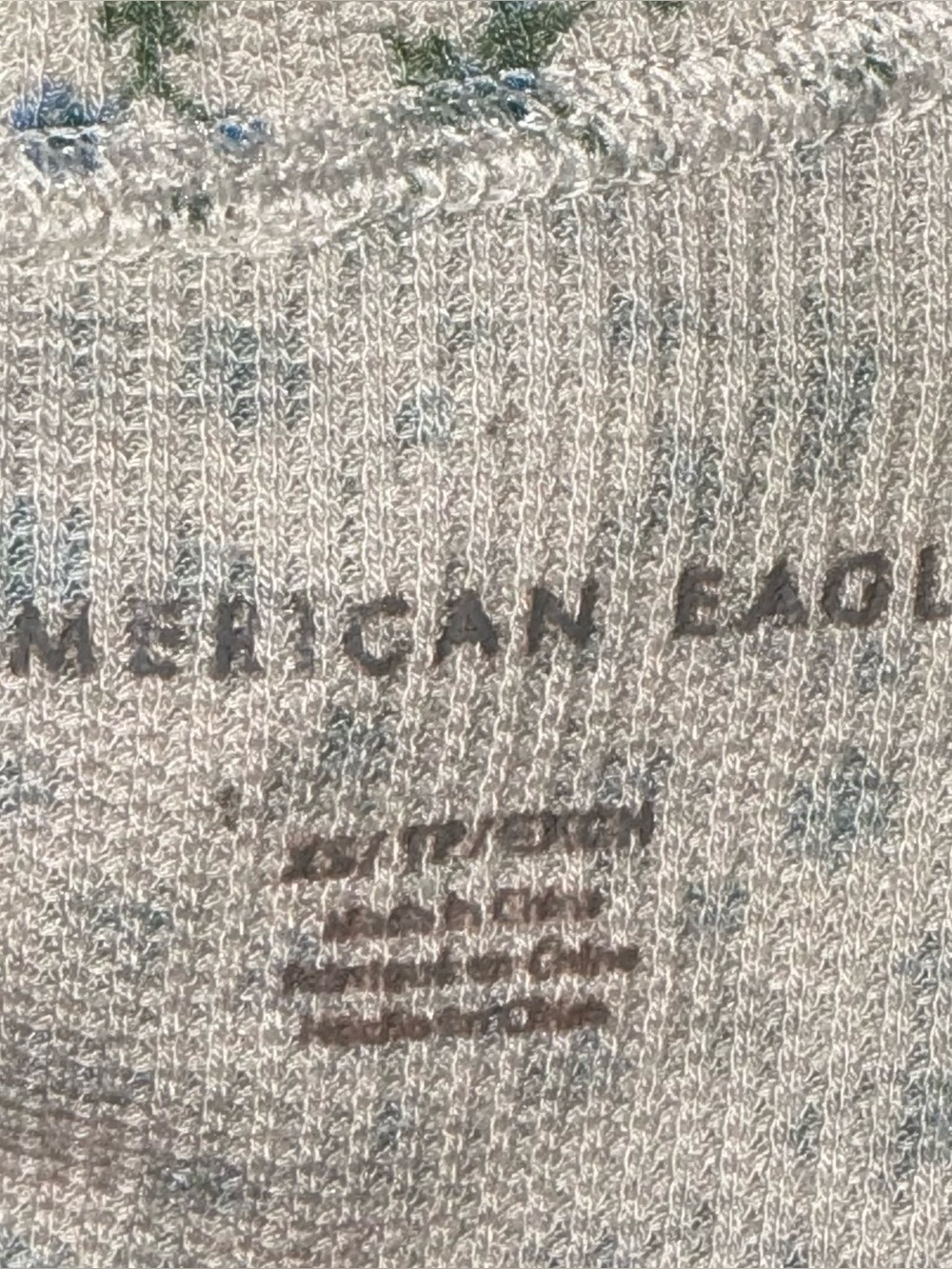 American Eagle Outfitters Ivory Long Sleeve Ribbed Top with Green Floral Print - Picture 5 of 5